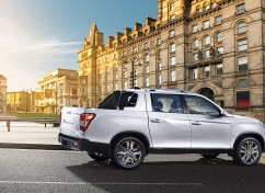 2018 렉스턴 스포츠